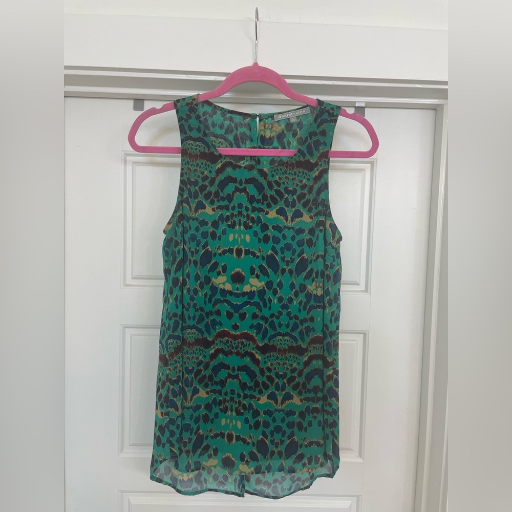 Daniel Rainn blouse